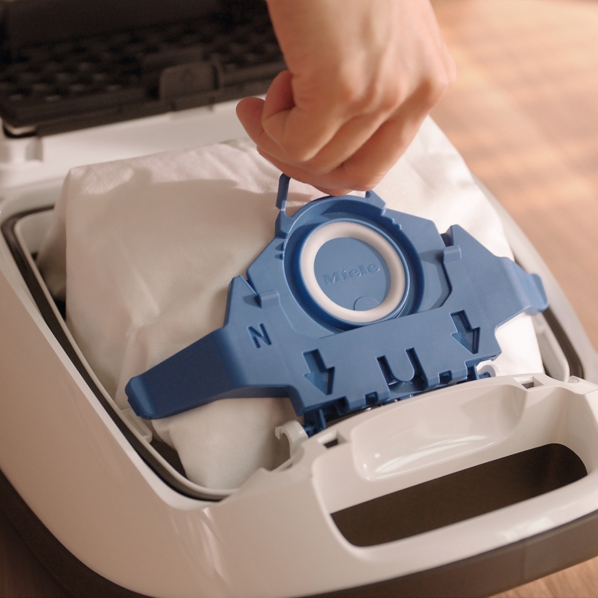 Miele HyClean Pure GN XL iepakojums putekļu maisiņiem, 8 gab. – 4