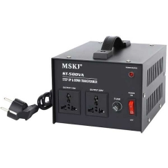 Extra Digital Sprieguma transformators 110VAC-220VAC/ 220VAC-110VAC, 500VA