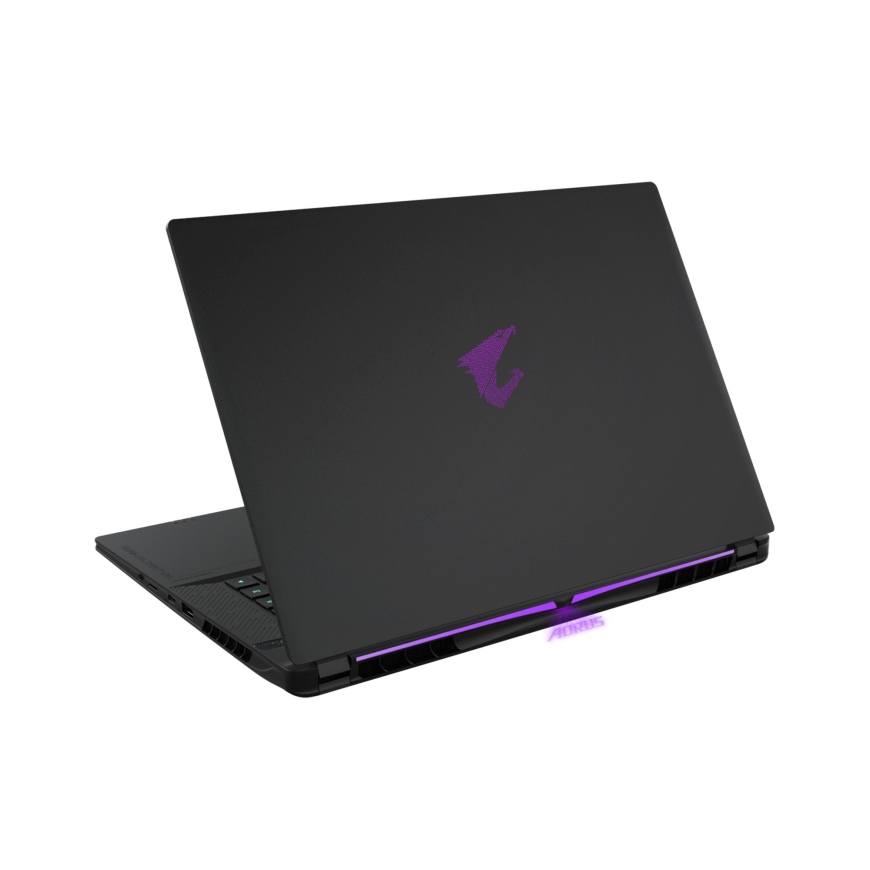 Gigabyte AORUS MASTER 16 16" gaming laptop, Windows 11 Home (6YJM5NEE65SH) – 5