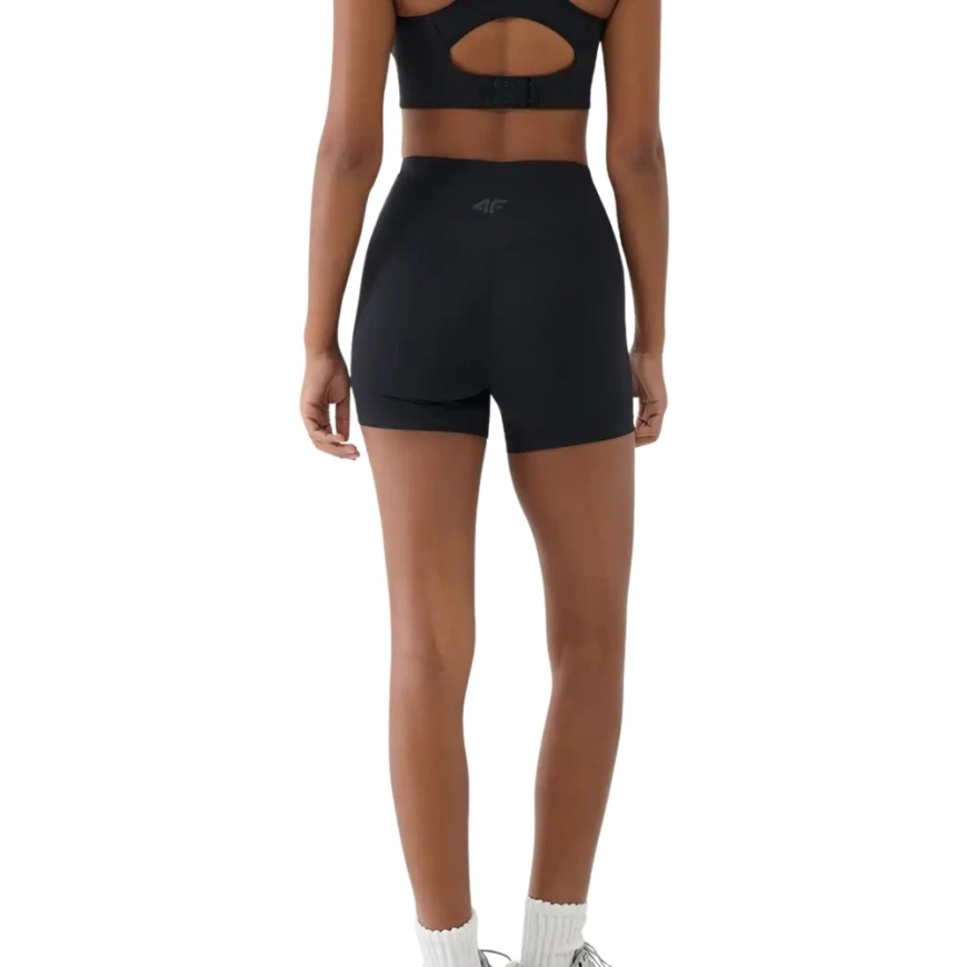 Šortai moterims 4F FNK F086 tamsiai juoda 4FWSS26TFSTF086 20S (M) – 4