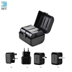 Riff Multi adapter UK 3-pin - Euro 2pin - US (USA) - Aasia + Kantopakkaus