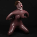 Lovetoy Ilmapumpattava must tyttö, 3 reikää, paks emätin ja peräaukko Lovetoy Ilmapumpattava must tyttö, 3 reikää, paks emätin ja peräaukko