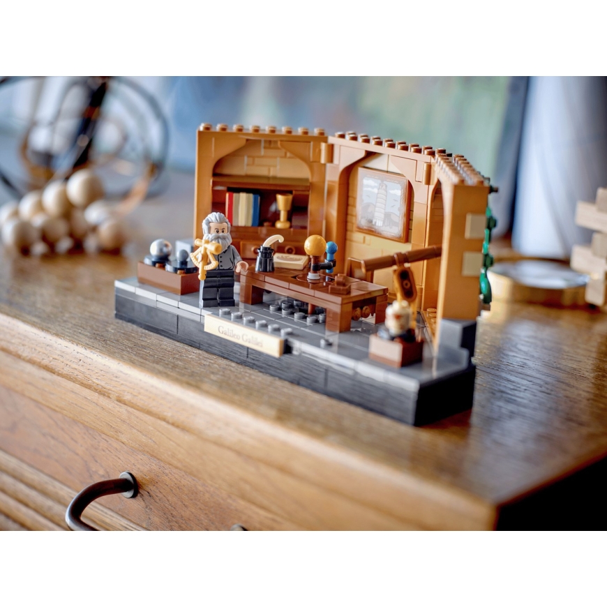LEGO IDEAS 40595 Godinājums Galileo Galilejam – 5