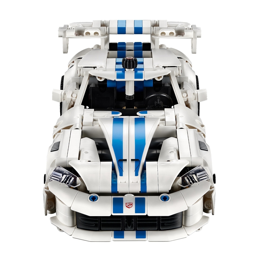 LEGO Technic 42234 Dodge Viper GTS-R - sporta auto – 4