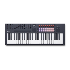 Novation FLkey 49 MK2 MIDI koskettimisto/-ohjain