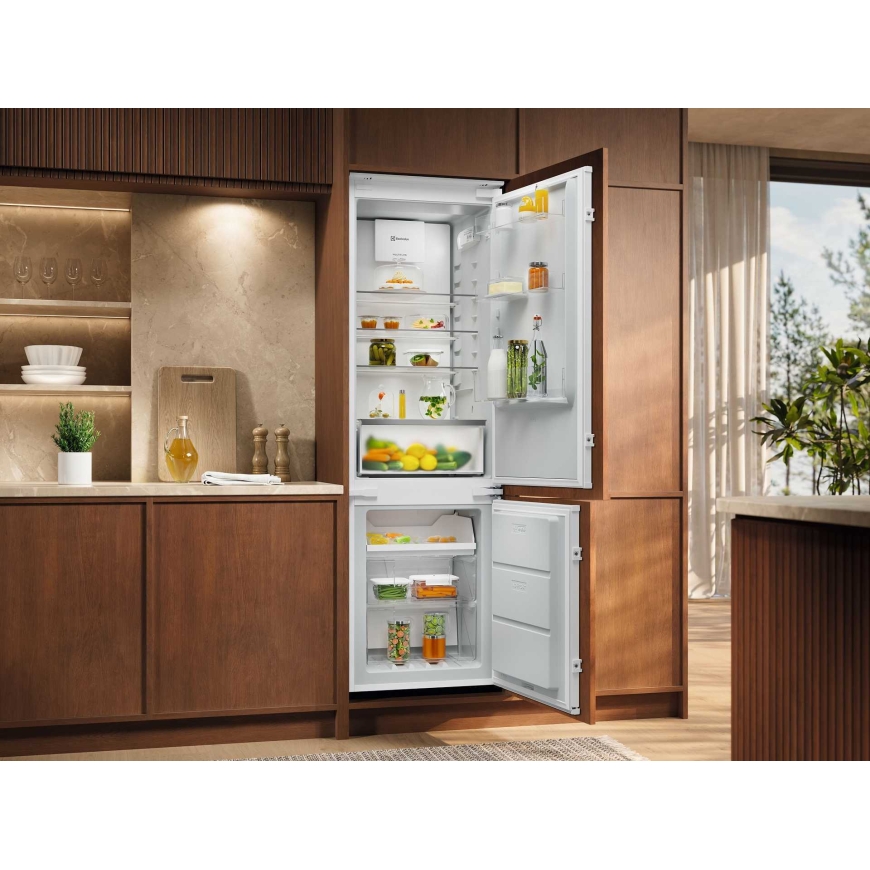 Electrolux ENA7CE18S3 – 3