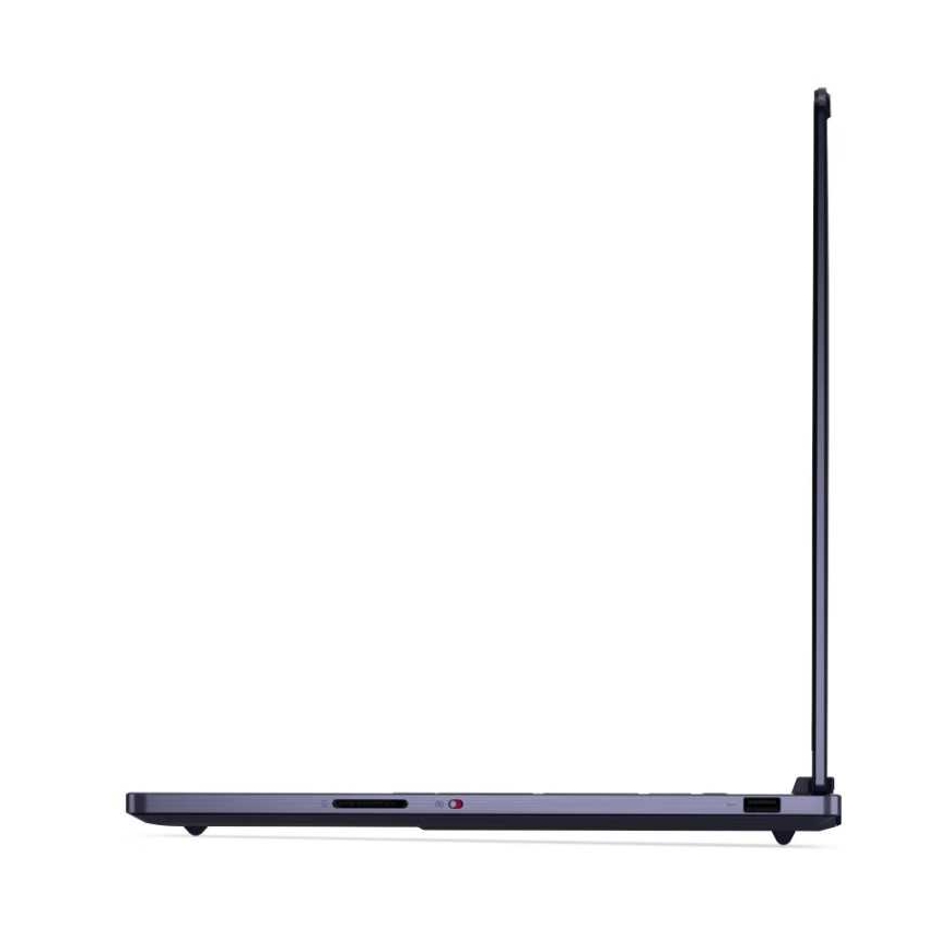 Lenovo Legion 7 16AGP11 16 240Hz 450 32GB 1SSD RTX5060 EN W11Pro 83Q800