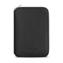 Woolnut Leather Travel Folio, musta Woolnut Leather Travel Folio, musta
