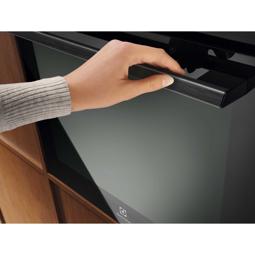 Electrolux EOF7P86H3 – 3