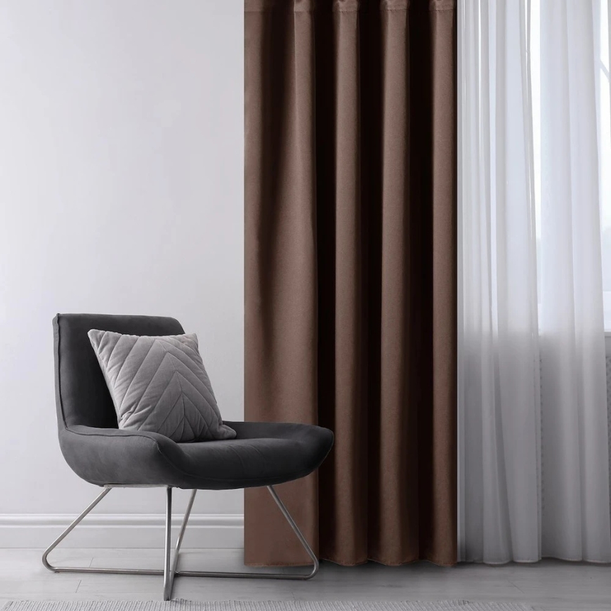 Sarkana samta aizkars ar cilpām AmeliaHome 140 × 175 cm – 4