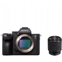 Sony Alpha A7 III + SEL 28-70 mm f/3.5 Musta Sony Alpha A7 III + SEL 28-70 mm f/3.5 Musta