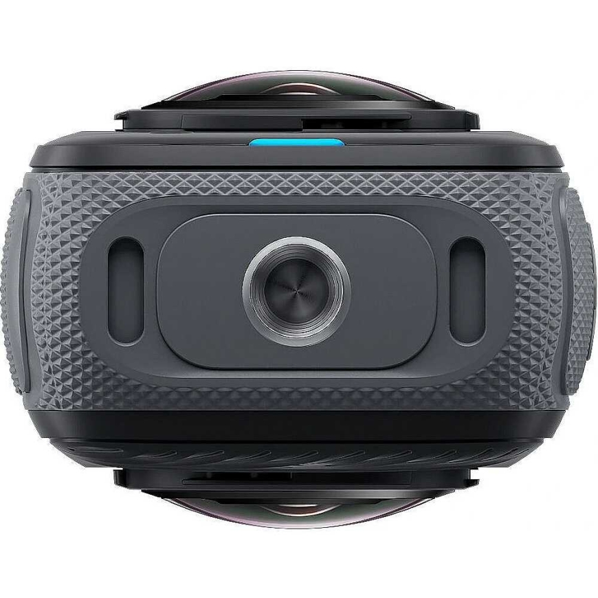 Insta360 X4