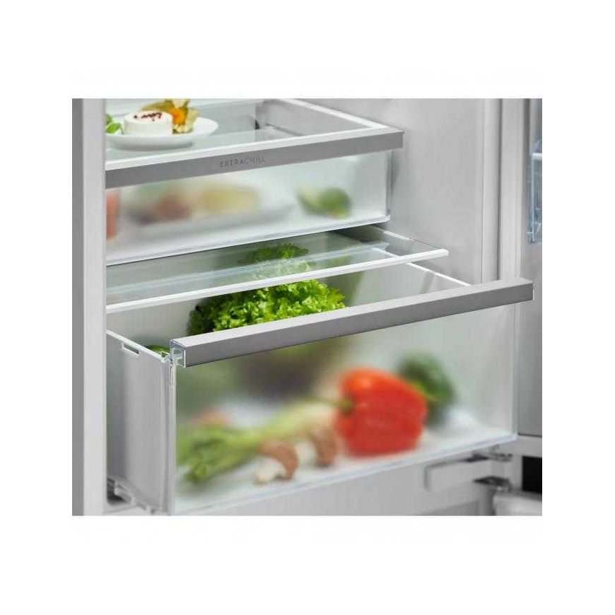 178 cm built-in refrigerator with freezer AEG TC7CS181DS – 3