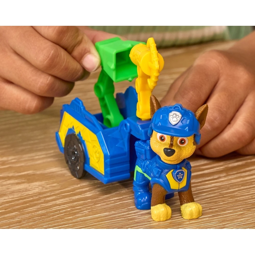 Spin Master Paw Patrol and Dinosaurs Figure Chase with Rescue, Trailer and Accessories, Dino Movie – 2
