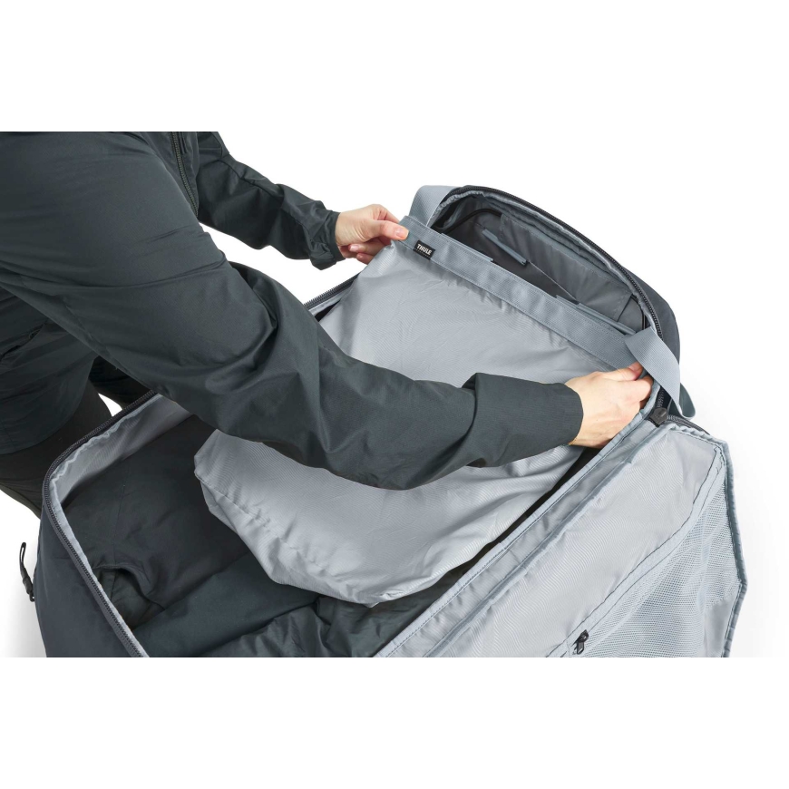 Thule 5613 EnRoute Check-In Wheeled Duffel Темно-синий – 3