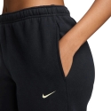 Женские брюки Nike Studio Fleece черные IM8076 001 (L) Женские брюки Nike Studio Fleece черные IM8076 001 (L)
