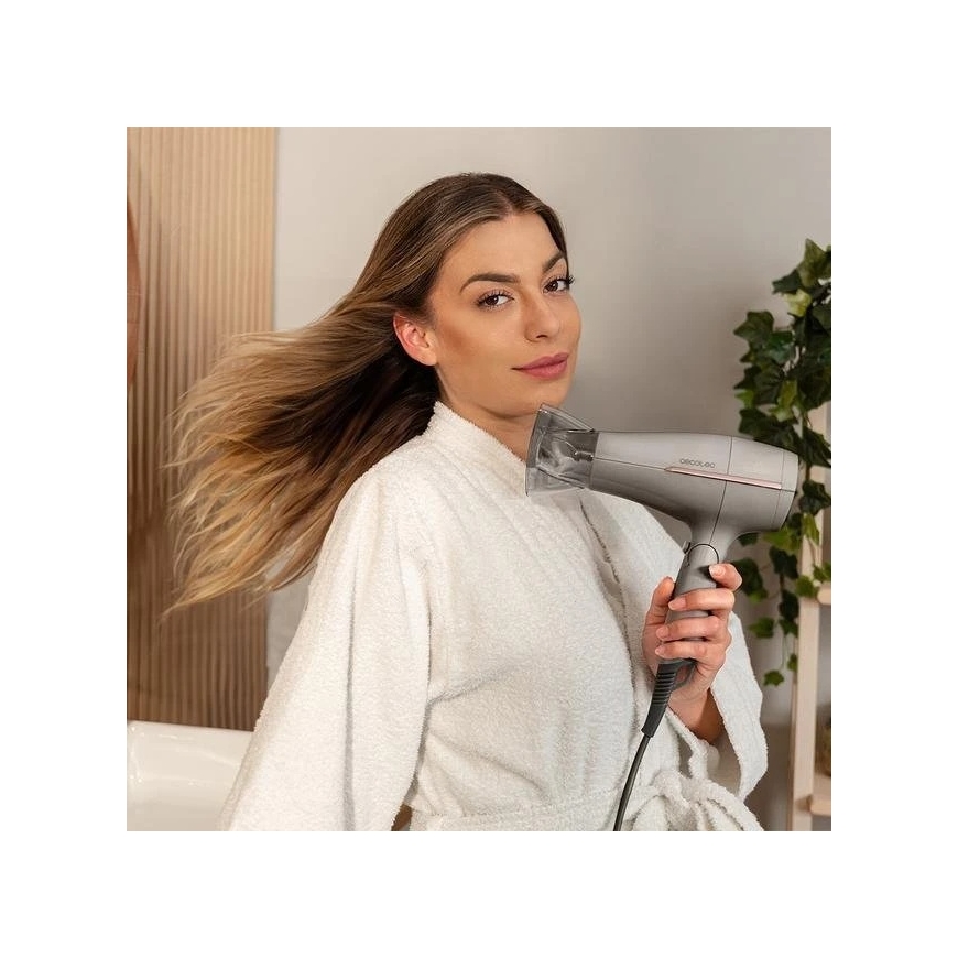 Cecotec Plaukų džiovintuvas | IoniCare Power&Go Heaven | 2000 W | Temperatūros nustatymų skaičius 2 | Joninė funkcija | Difuzori – 5
