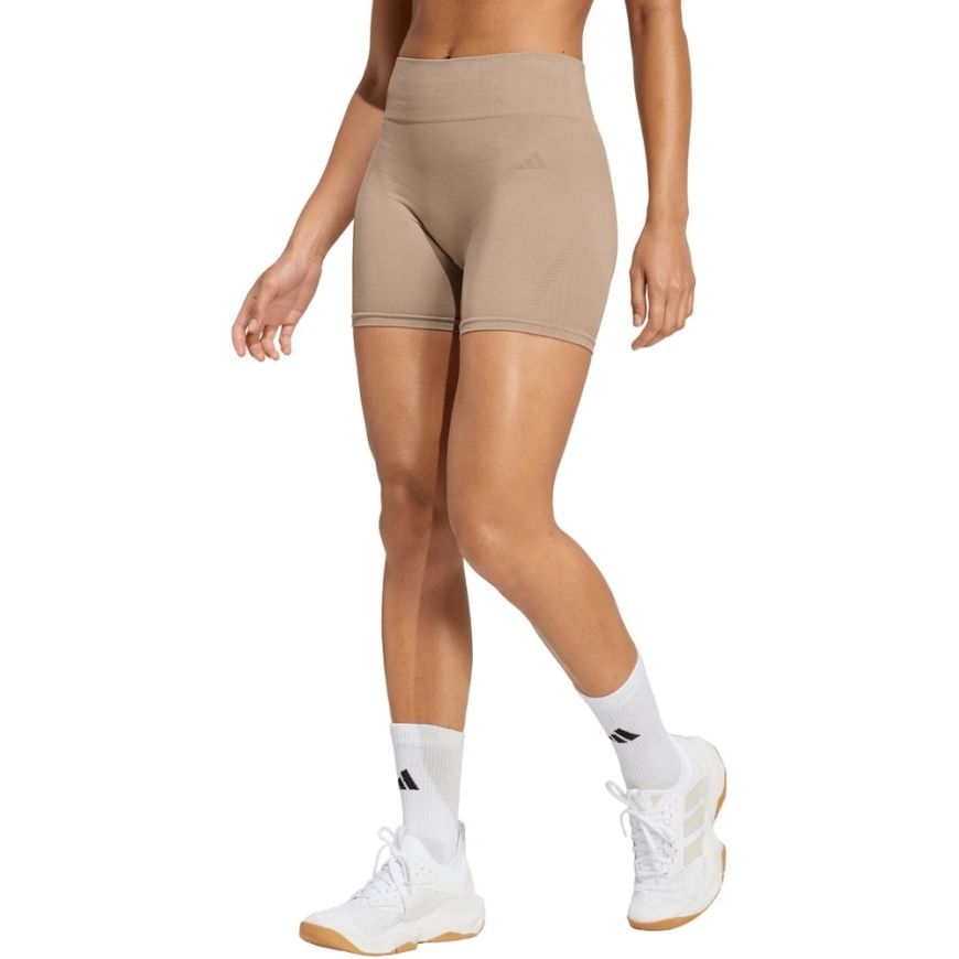 Naisten adidas Workout Essentials 4 tuuman hiekan väriset shortsit JX3926 (L)