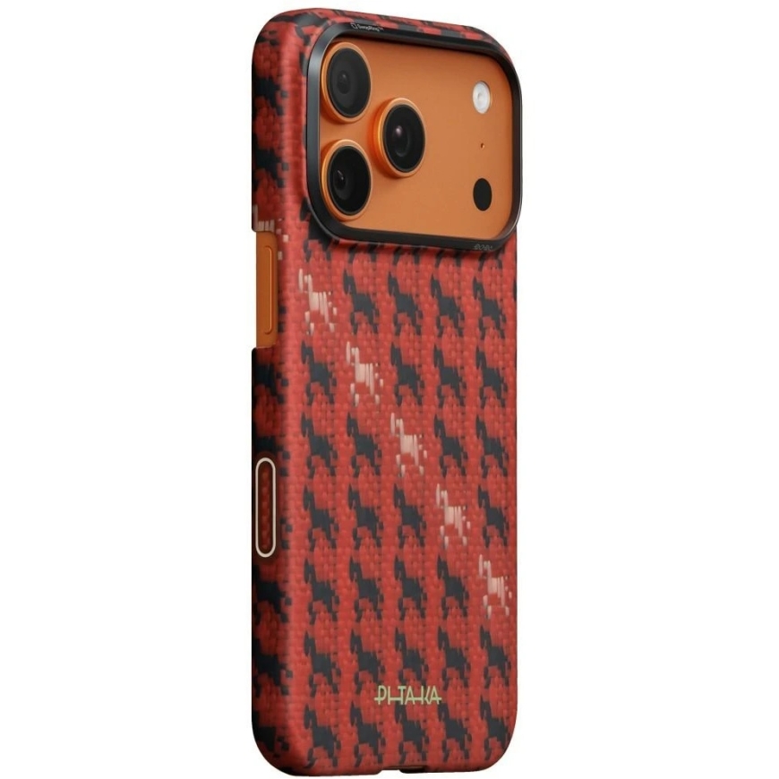 PITAKA Edge Case Happiness Rides In iPhone 17 Pro Max / 18 Pro Max cinober-hevonen