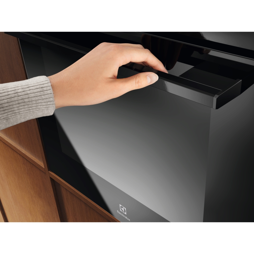 Electrolux COPP05K 300 SurroundCook uuni, musta – 5