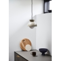 Frandsen Butterfly piekaramā lampa, matēta bēša, Ø21 cm