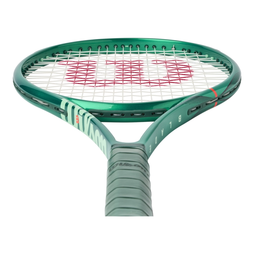 Wilson Blade 100 (16x19) V10 tennismaila, käepideme suurus 3 – 5