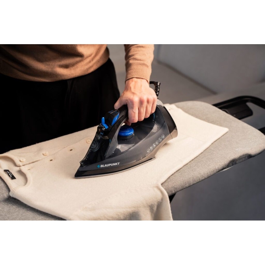 Blaupunkt HSI212 Iron Dry & Steam Iron 2170 W Black, Translucent, Grey – 5