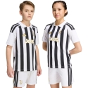 adidas Juventus laste T-särgid 26/27 valge ja must KB8836 (152cm) adidas Juventus laste T-särgid 26/27 valge ja must KB8836 (152cm)