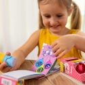 Stempelek Sticker Wow Lód na wafelku książeczka + naklejki 500 vnt. Melissa & Doug Stempelek Sticker Wow Lód na wafelku książeczka + naklejki 500 vnt. Melissa & Doug