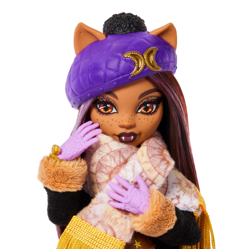 Monster High Skulltimate Secrets Cabin Slay-cation Playset, Clawdeen Wolf Doll and Accessories – 4