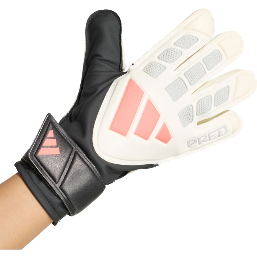 Вратарские перчатки для детей adidas Predator Training черно-белые KE9707 (3,5) – 3