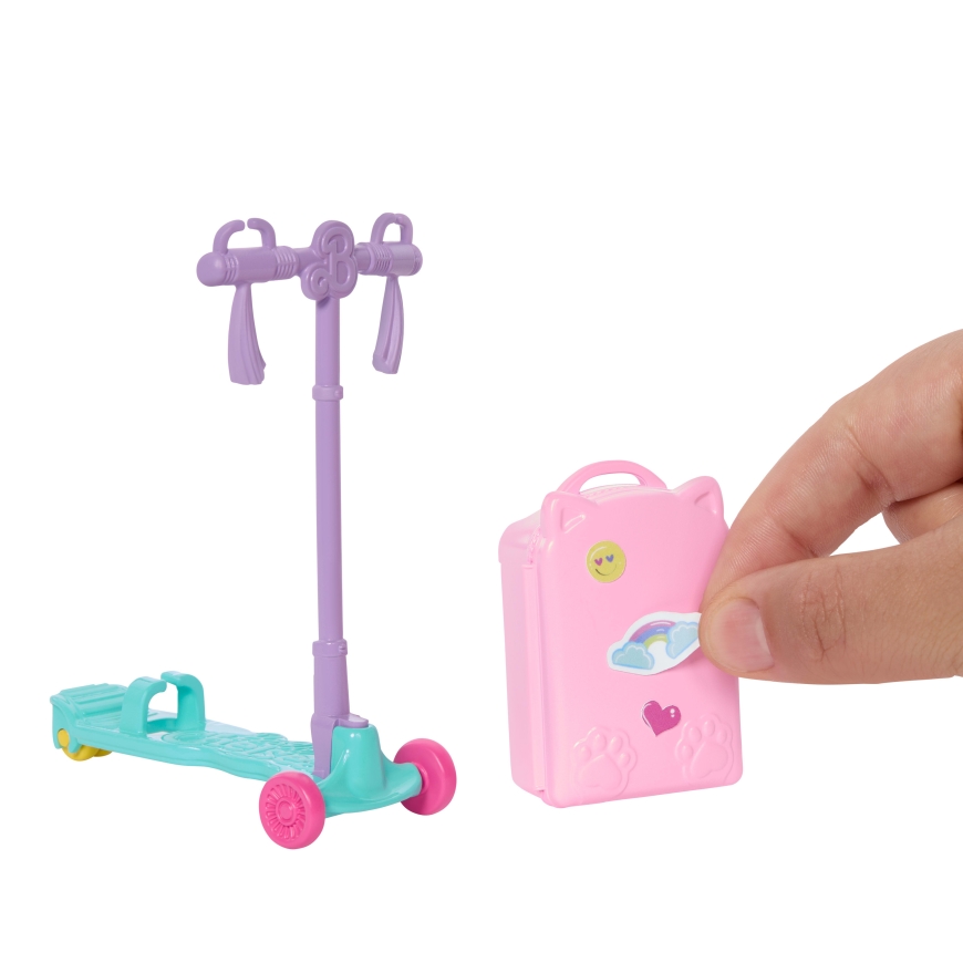 Barbie CLUB CHELSEA Doll & Accessories – 3