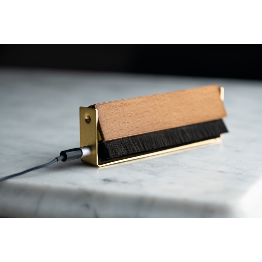 Pro-Ject Brush It Premium süsinikkiu sümbolplaatide harja – 4