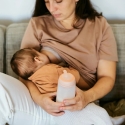 SUAVINEX ZERO ZERO ANTI-COLIC BOTTLE WITH SLOW FLOW NIPPLE, 180ML, FROM +0 MONTHS, MEDIUM SUAVINEX ZERO ZERO ANTI-COLIC BOTTLE WITH SLOW FLOW NIPPLE, 180ML, FROM +0 MONTHS, MEDIUM