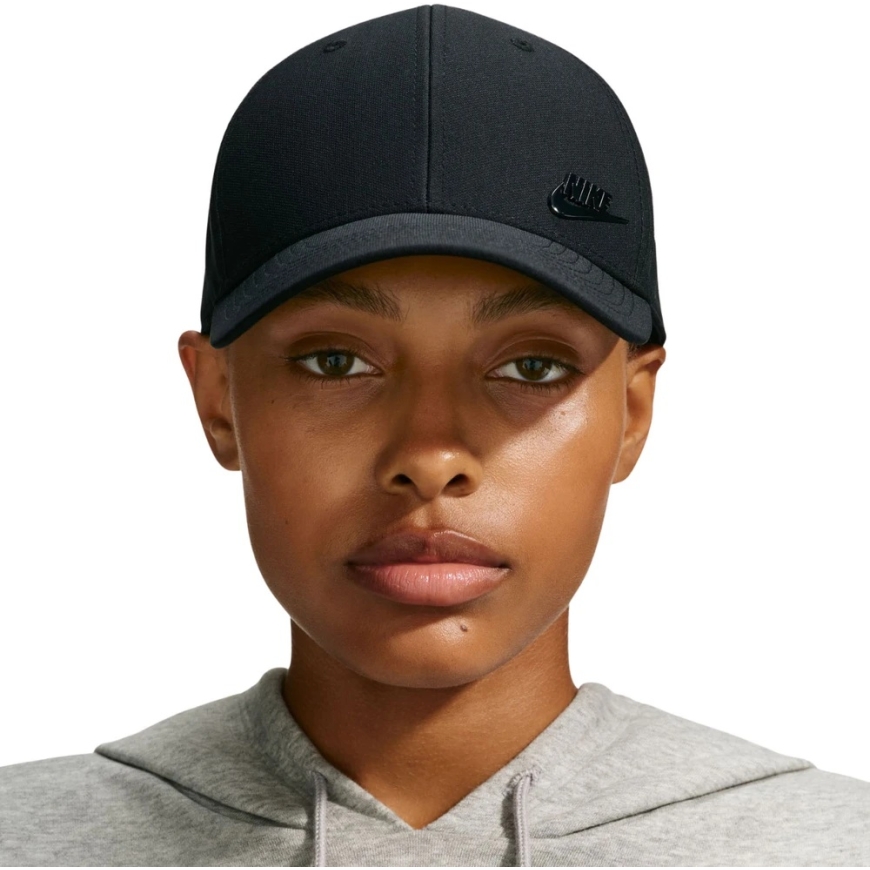 Nike Dri-FIT Club cepure ar vizieriņu