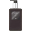 TOM FORD Private Blend Oud Wood rankų ir kūno prausiklis, 240 ml TOM FORD Private Blend Oud Wood rankų ir kūno prausiklis, 240 ml