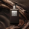 TOM FORD Private Blend Oud Wood rankų ir kūno prausiklis, 240 ml TOM FORD Private Blend Oud Wood rankų ir kūno prausiklis, 240 ml