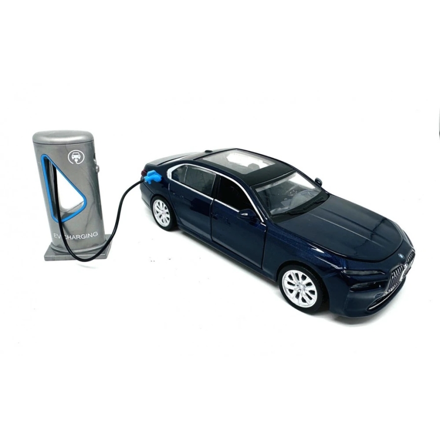 Pulio Auto msz 1/32 BMW i7