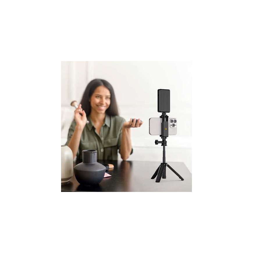 APEXEL APL-JJ077FL LED Vlogging Kit – 2