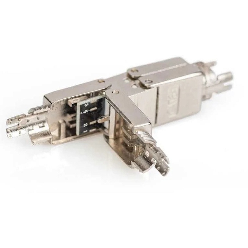 Other "Masterlan FTP cat 6A" with tool-free assembly, metal plug connector. – 2