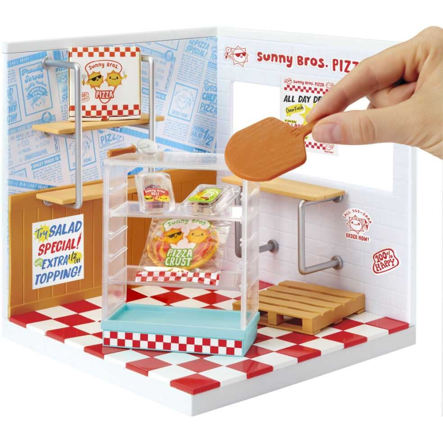 MGA Miniverse Make It Mini Spaces Pizzeria playset – 3