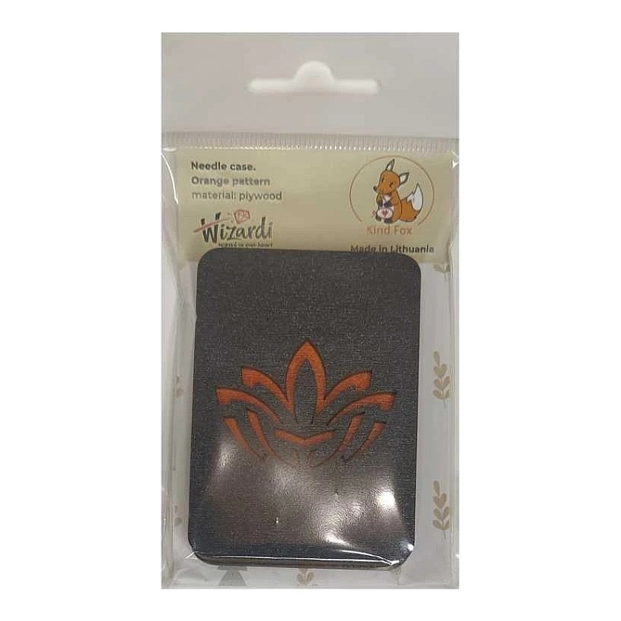 Kind Fox by Wizardi Siarhei Ausianikau individuālā darbība saskaņā ar sertifikātu Nr. 1130904 Adatu maciņš "Oranžs Raksts" KF056 – 5
