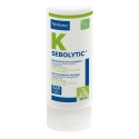 VIRBAC Sebolytic - shampoo koirille ja kissoille - 250 ml VIRBAC Sebolytic - shampoo koirille ja kissoille - 250 ml