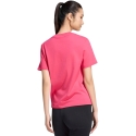 Naisten t-paita adidas Essentials Small Logo vaaleanpunainen KF8395 (L) Naisten t-paita adidas Essentials Small Logo vaaleanpunainen KF8395 (L)