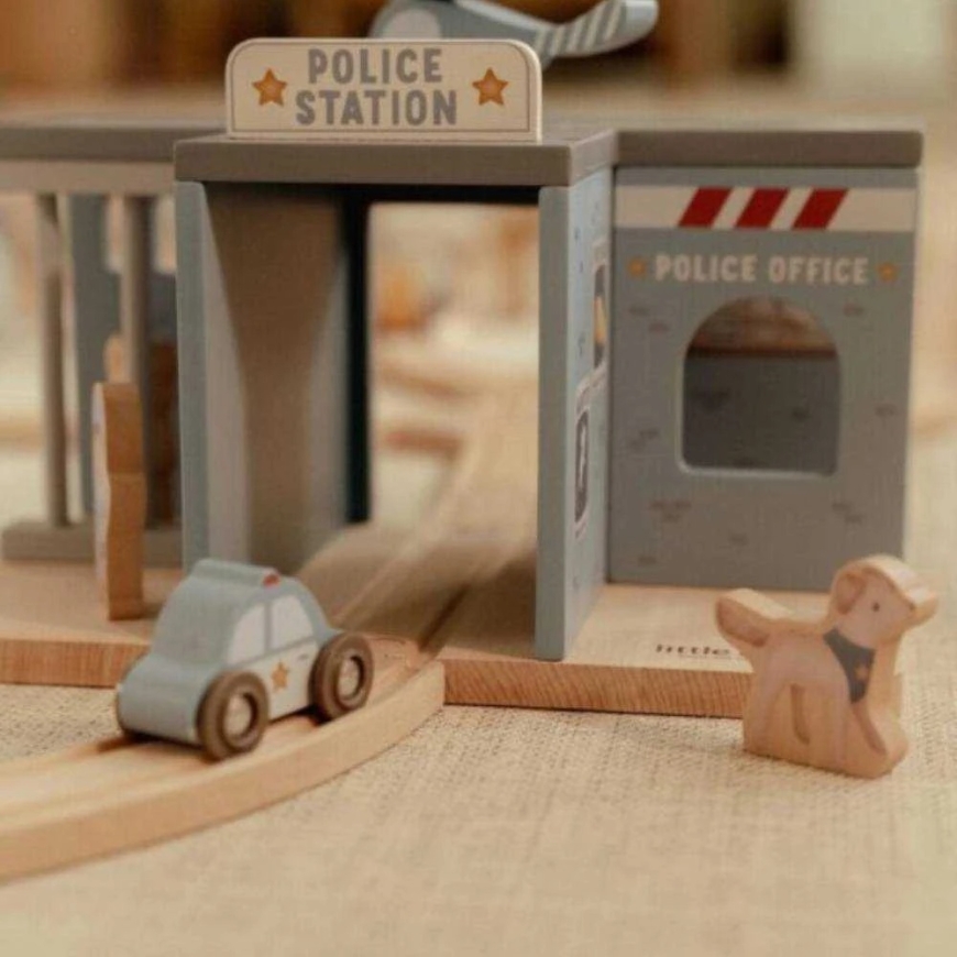 Little Dutch policijas iecirknis – 4