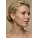Victoria Walls Элегантные позолоченные серьги «Mirevia Gold» VWE260746G Victoria Walls Элегантные позолоченные серьги «Mirevia Gold» VWE260746G
