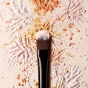 Laura Mercier Secret Brightening Powder brightening powder brush Laura Mercier Secret Brightening Powder brightening powder brush
