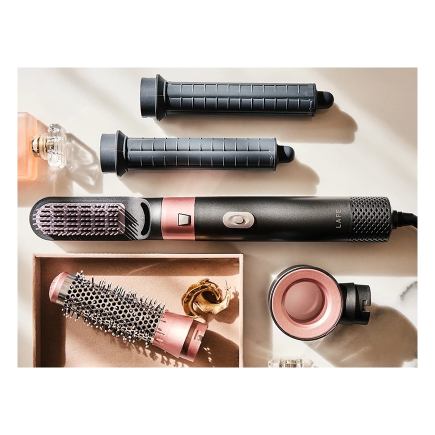 MultiStyler 5 yhdessä LAFE StyleFlow – 2