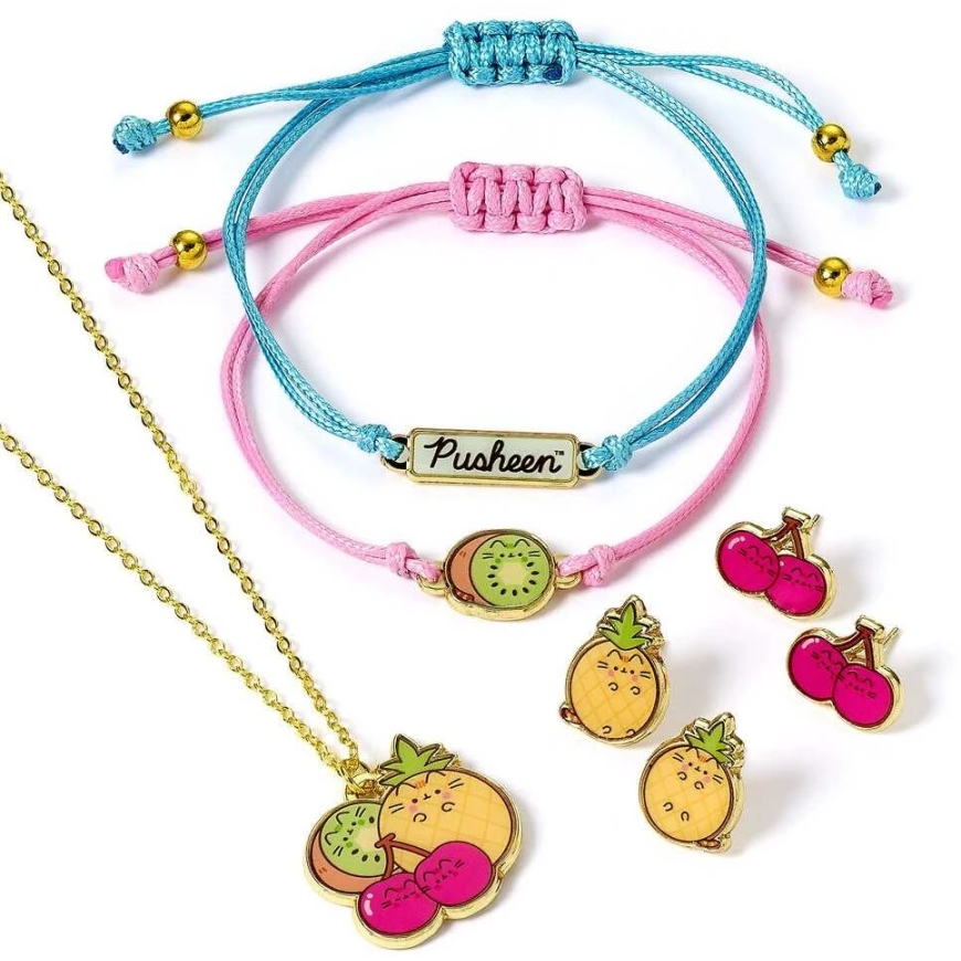 The Carat Shop Pusheen Set Necklace + bracelets + earrings