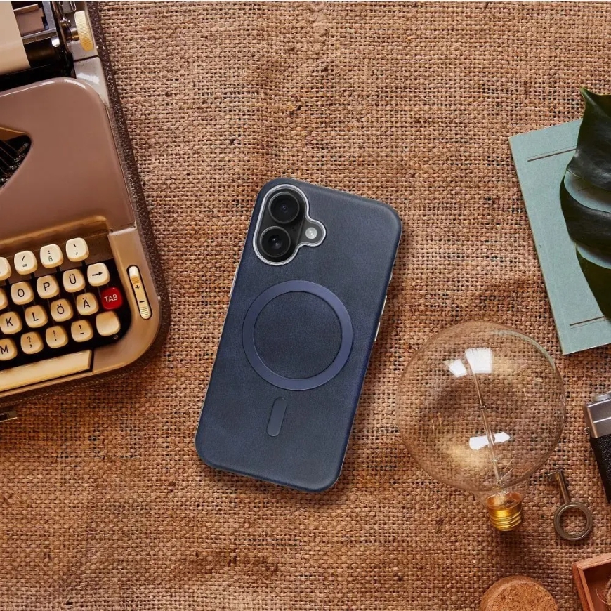 GENTLEMAN MAG COVER чехол с поддержкой MagSafe для телефона iPhone 13 тёмно-синий – 5